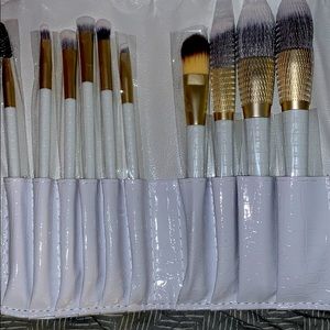 White makeup brush set